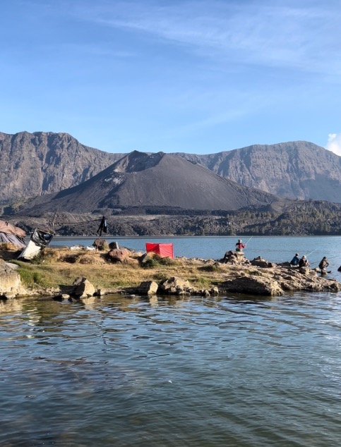 Best Time to Climb Mount Rinjani